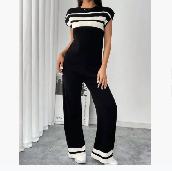 Striped short-sleeved T-shirt and loose wide-leg pants for women