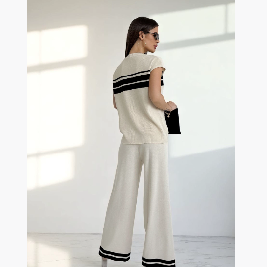 Striped short-sleeved T-shirt and loose wide-leg pants for women