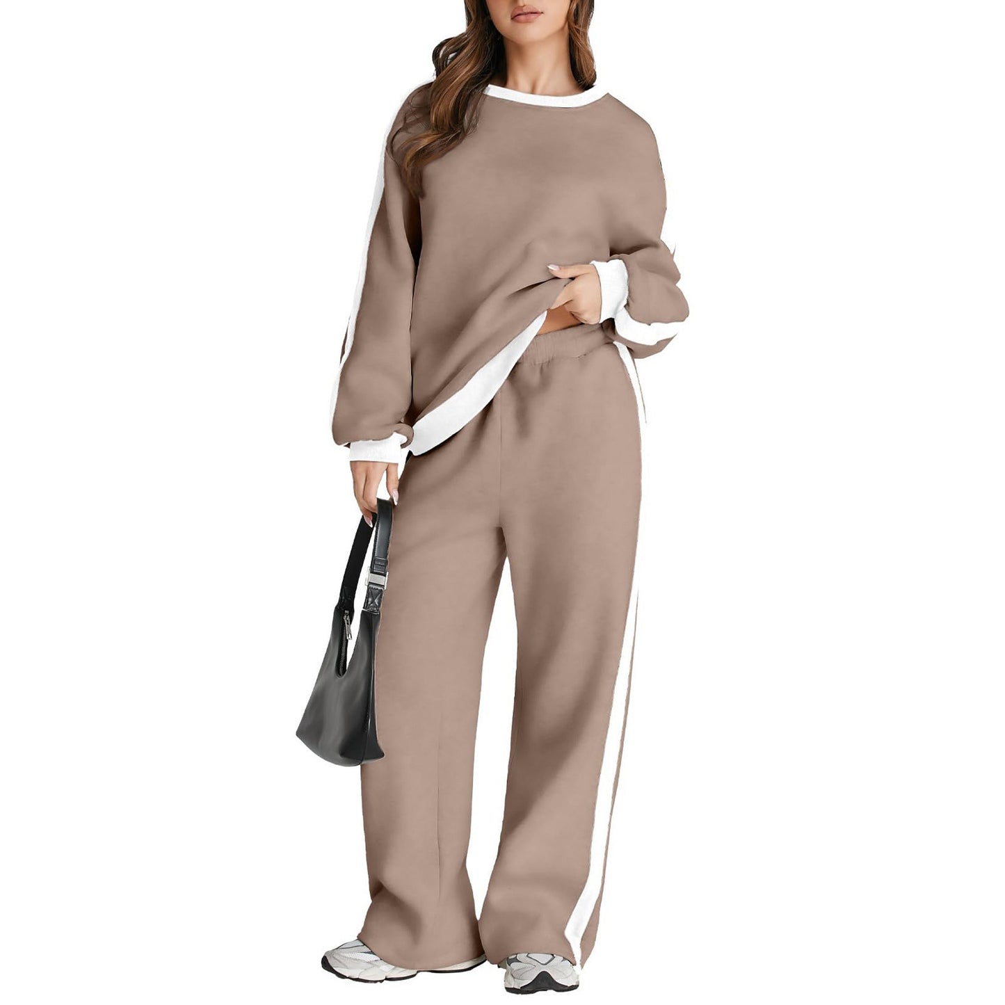 Pullover hoodie and sweatpants for women